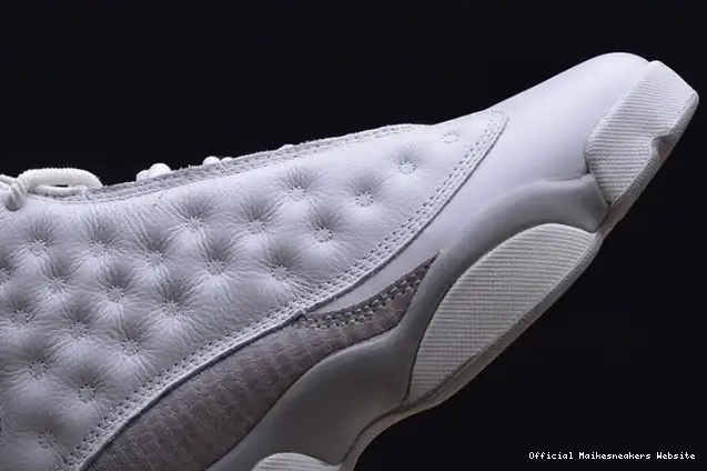 Official Maikesneakers 